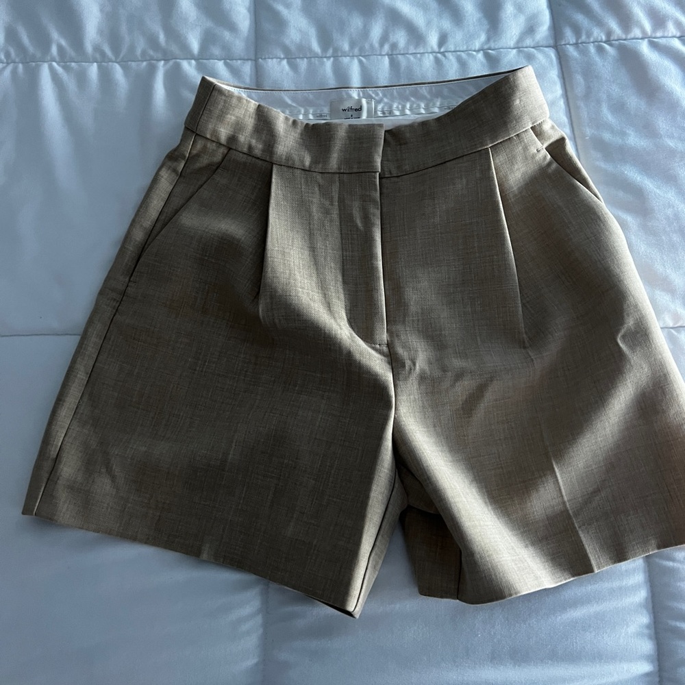 Aritzia Linen Look